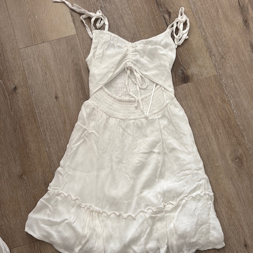 Hollister White Sleeveless Dress with Tie Straps size XS